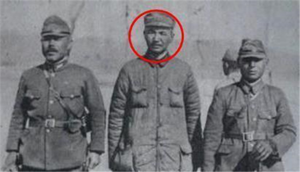 孙殿英|孙殿英盗宝时，为什么敲掉乾隆牙齿，还脱慈禧裤子？实情令人愤慨