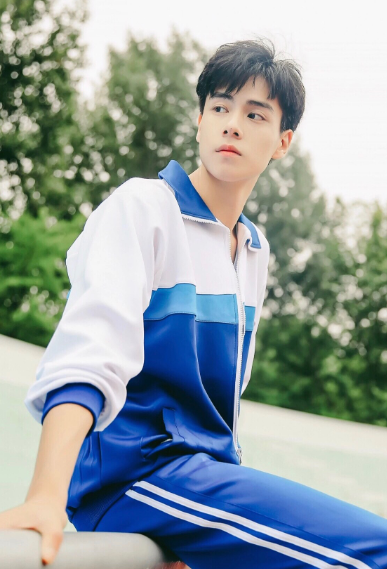 高伟光|身高超过190CM的8位男星，个顶个帅，最后一个已离开人世