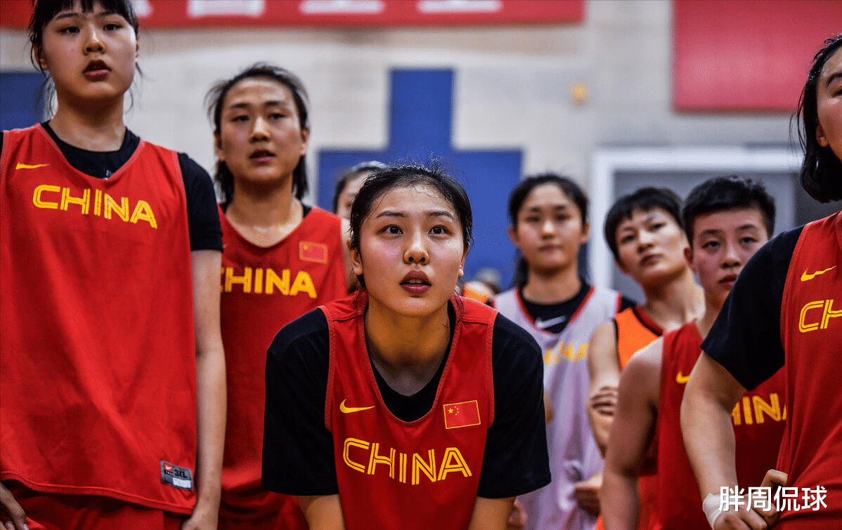 中国女篮|中国女篮敲定三大王牌中锋,45分大魔王亮剑东京,奥运冲击金牌