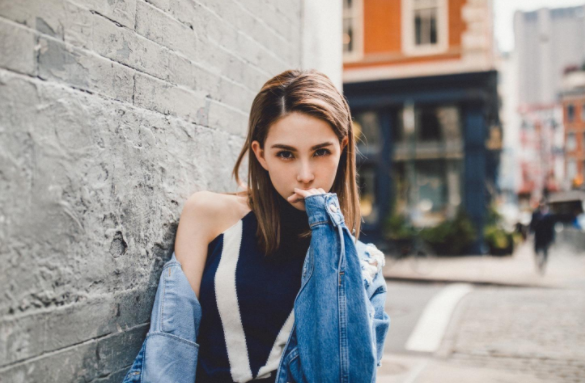 周杰伦|周杰伦爱妻家中突发意外,头部受伤紧急送医,经纪人发言引深思!