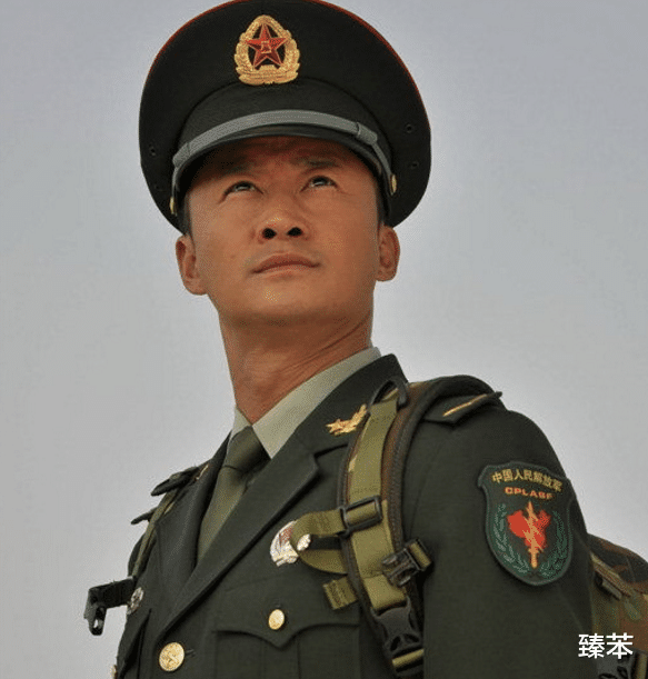 军人|油头粉面就不要演军人了！这6位演员告诉你，什么才叫英姿飒爽