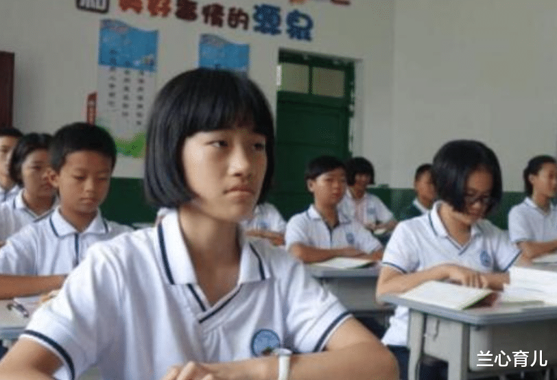 兰心育儿 女孩刚上完初中，就被母亲要求辍学，理由荒唐：娃大了，该嫁人了