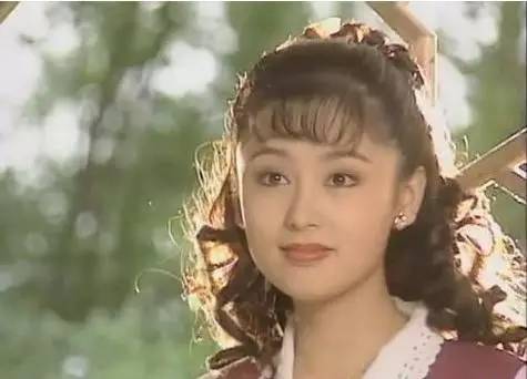 杨紫|娱乐圈公认最摄人心魄的36张脸，愿时光倒回去！