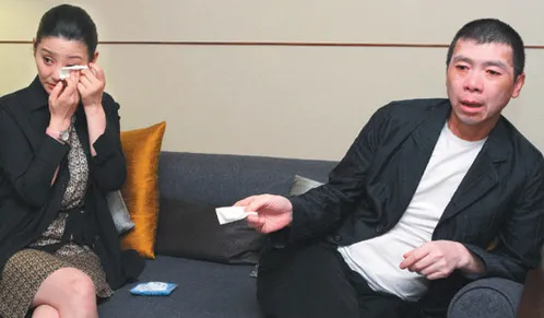 徐帆|还想过下去就当什么也没看到!徐帆偷看冯小刚手机后,彻底想开了