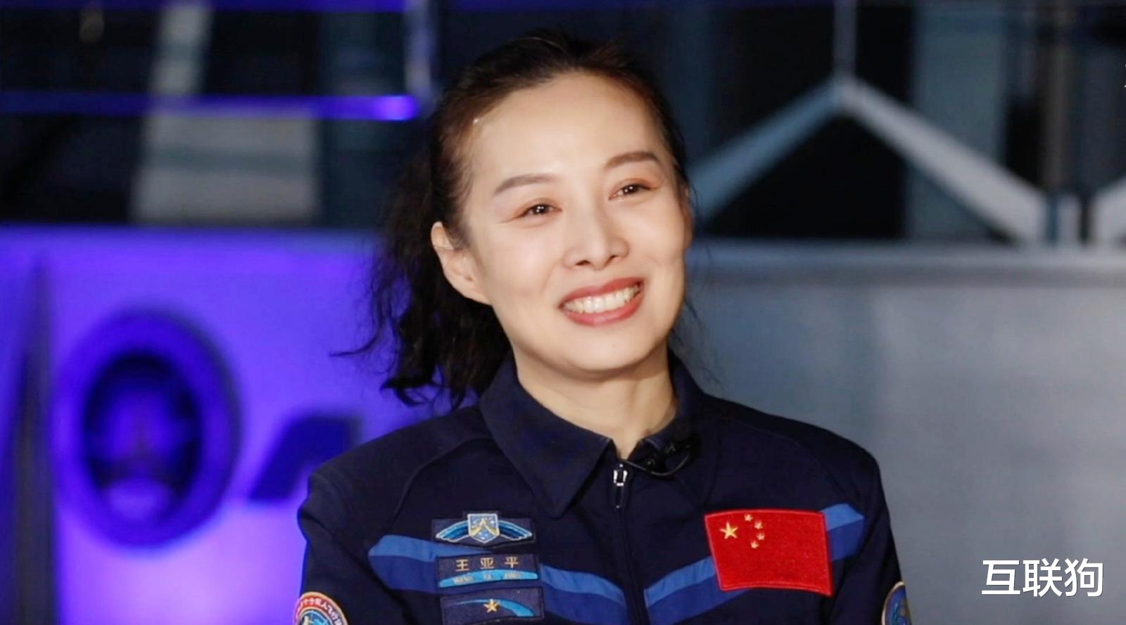 我国女性出舱第一人!“感觉良好”的背后,王亚平都付出了什么?