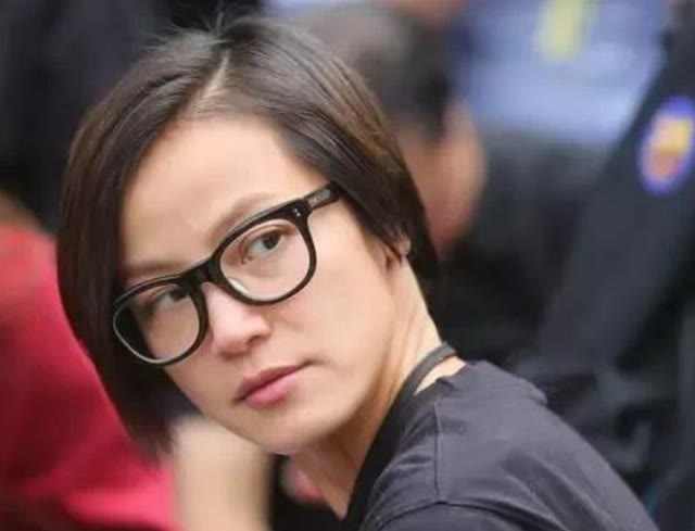 港独|全面封杀“港独”艺人！不能给他们机会