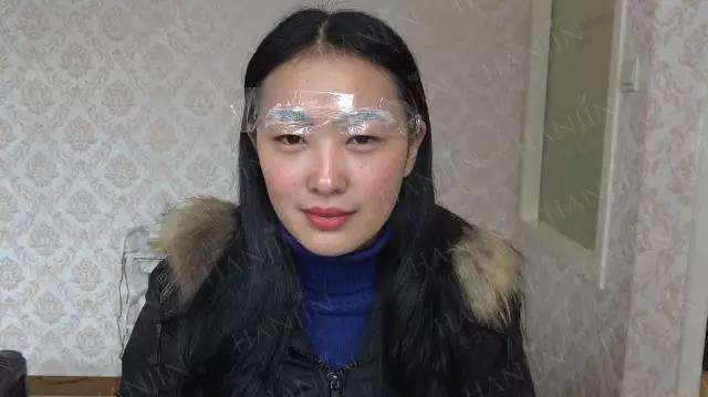 纹眉|为什么纹眉的大多是普通女生，而女星却很少纹眉？看完你便晓得了