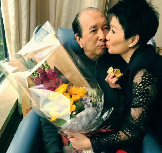 马嘉祺|任正非二婚妻子姚凌：小他30岁，长相温婉气质动人，曾是得力秘书