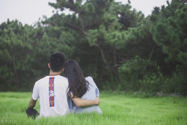 赶鸭子上架|如果他在你面前出现这几种表现，说明他开始喜欢你了，你要接招哦