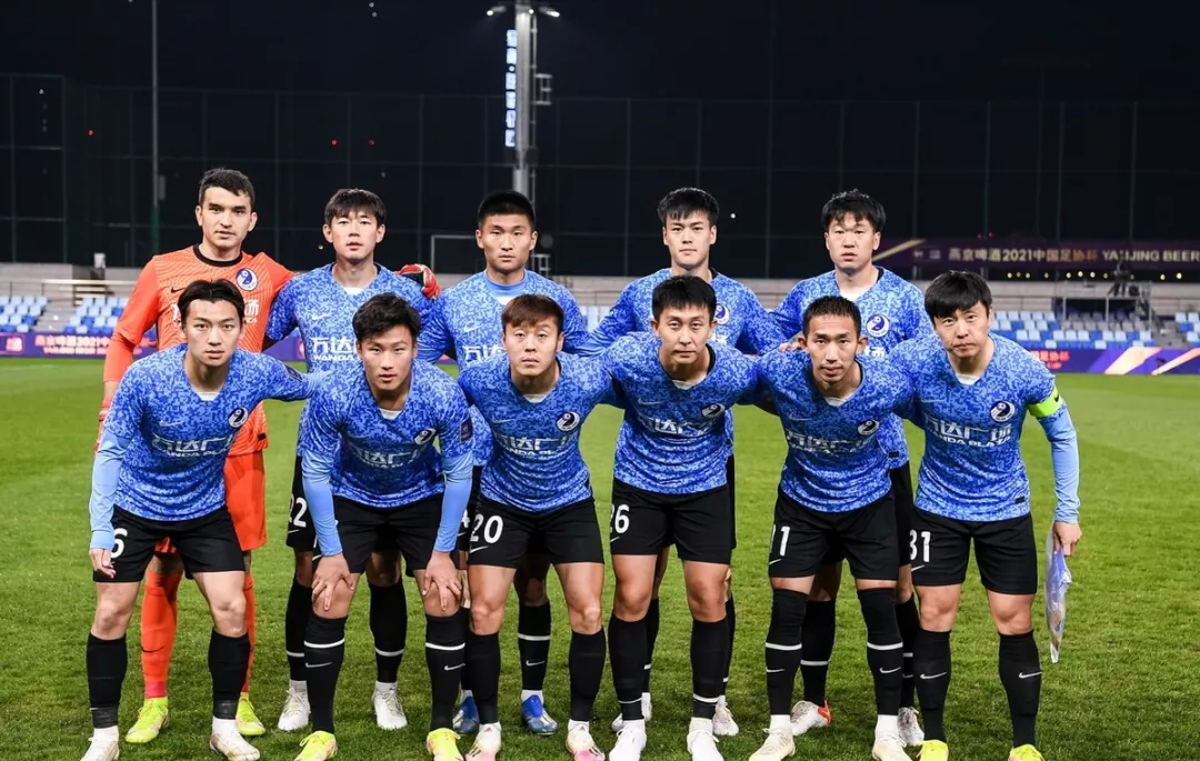 大連|大連人0-3上海海港！七場比賽丟24球！大連球迷的臉往哪放！