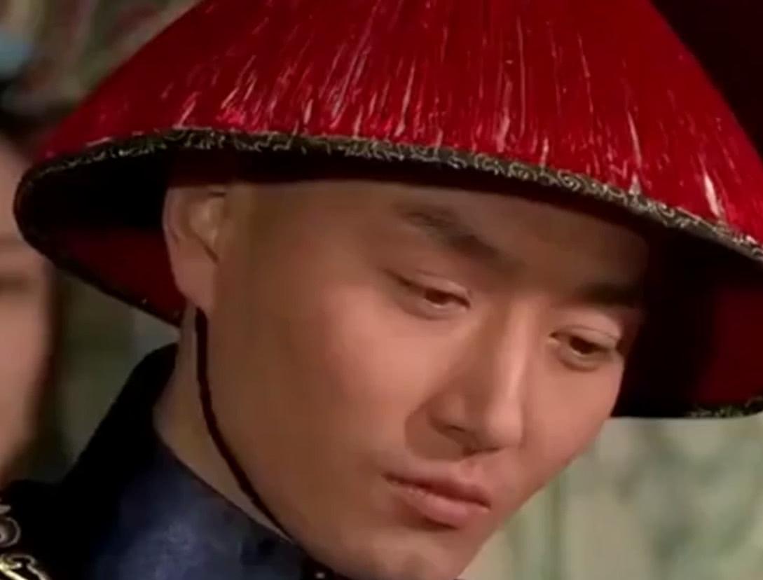 摩格|甄嬛传：甄嬛早已破了身子，为何摩格不嫌弃？你看他动了啥念头？