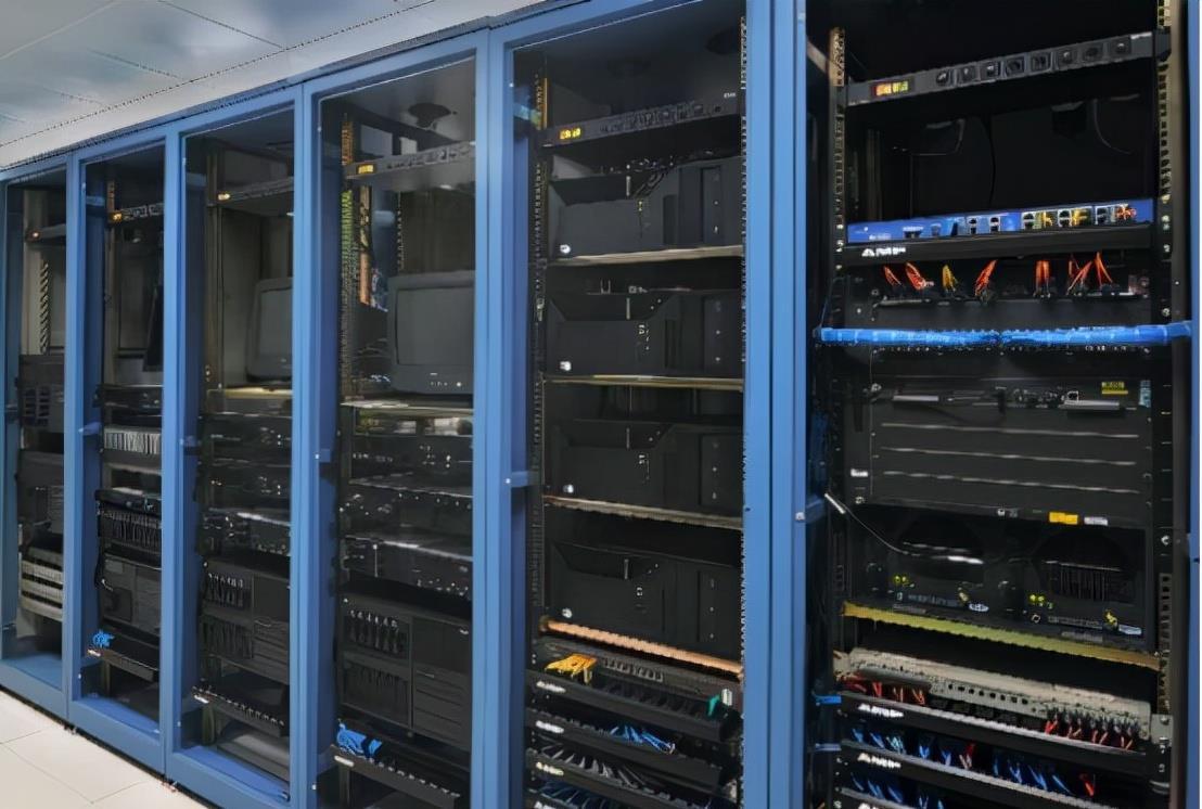 育妈计|重走安卓之路？鸿蒙表现超出预期，但华为却选择了回头？