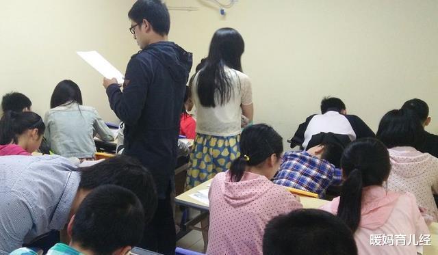 暖妈育儿经|2021高校新生身份曝光,复读生人数超25%,家长直呼“不公平”