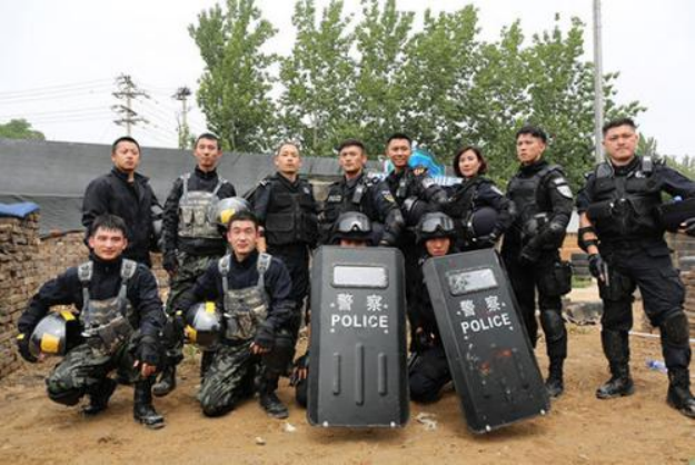大学|五方面分析，中国人民警察大学和中国刑事警察学院哪个好？