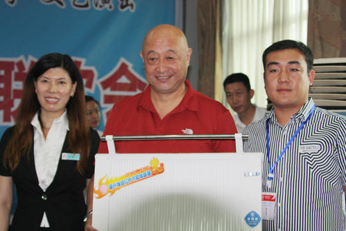 陈寒柏|“相声大师”陈寒柏：瞧不起郭德纲，如今的他却无人在意