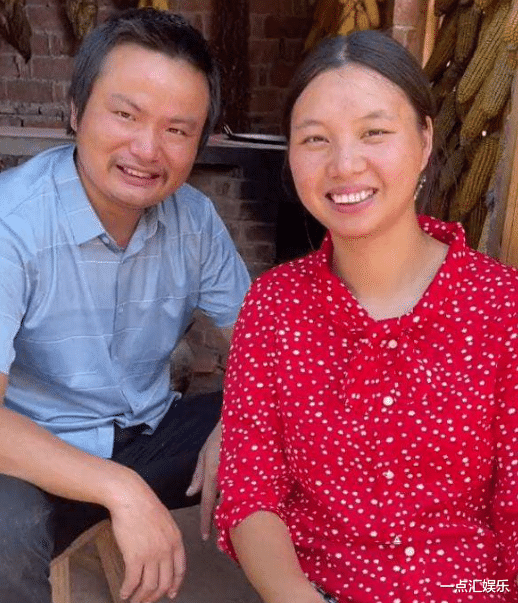 |牛爱芳承认母亲是租的？5000块钱打发演员，网友：纸包不住火