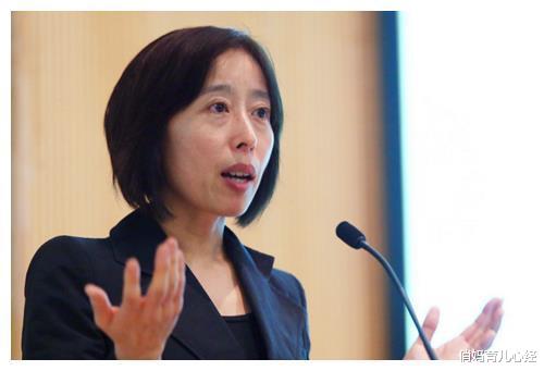 俏妈育儿心经|北大才女公派出国，却加美国籍当院士，年近五十回国引争议