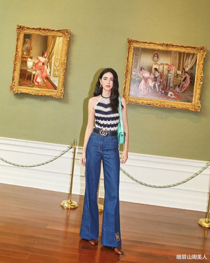 峨眉山周美人 扔掉你的阔腿裤吧!今年流行穿“渣女裤”,不仅显瘦,还时髦吸睛