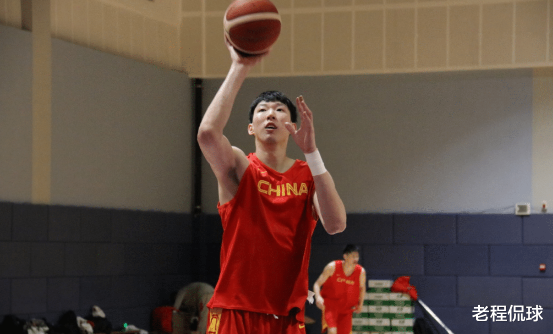 韓德君|中國(guó)男籃新任隊(duì)長(zhǎng)確定！34歲老將眾望所歸 郭艾倫周琦都服他