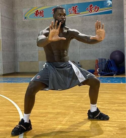 CBA|令人唏噓！曾是“CBA喬丹”的他，如今卻沒(méi)有球隊(duì)愿意底薪簽下他