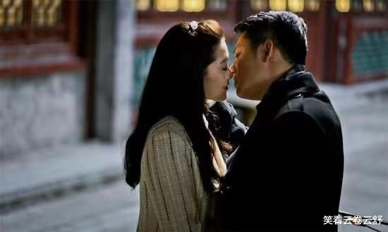 傅程鹏|妻子用21年成就他，名利双收后爱上嫩模，再婚改了名字真是渣男