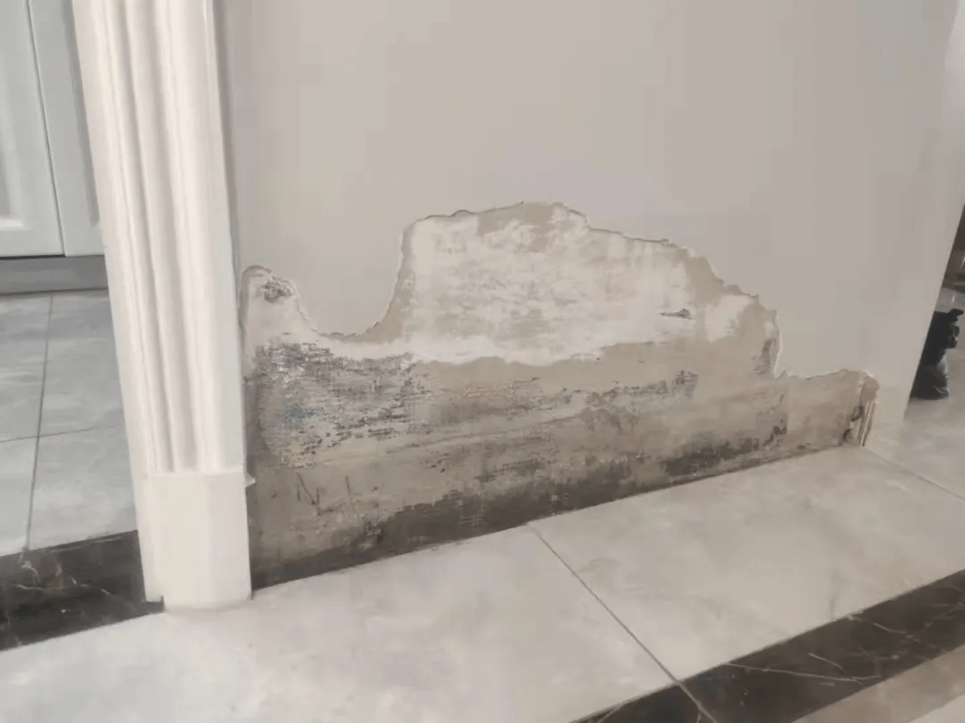 鲁商蓝岸新城入住不到一年，刚修完漏水，其它问题又来了