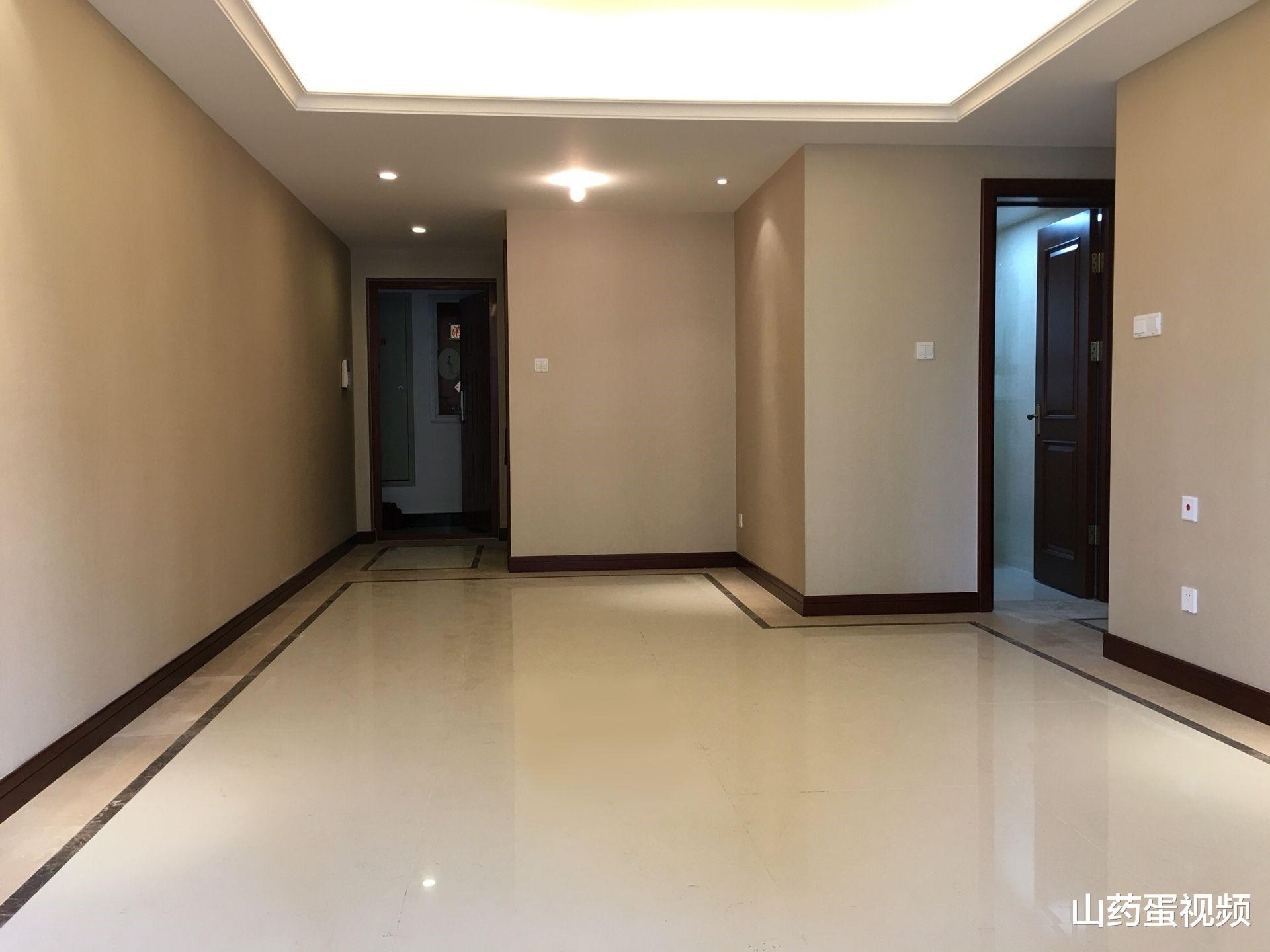 |很多人说买中间户太傻了，它真的不值得入手吗？不妨来看看这6点