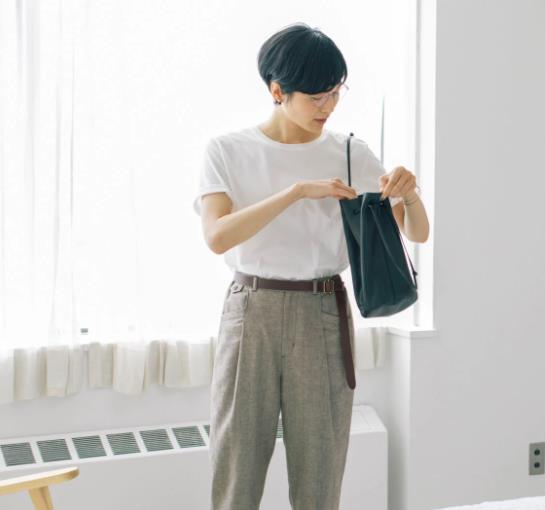 蔡宏志聊时尚|早秋穿搭图鉴，适合30+熟龄小姐姐，轻松打造美感