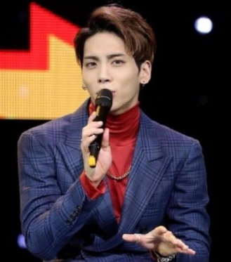 金·卡戴珊|“自杀身亡”的7位明星，一个比一个年轻，别怀疑这位也是！