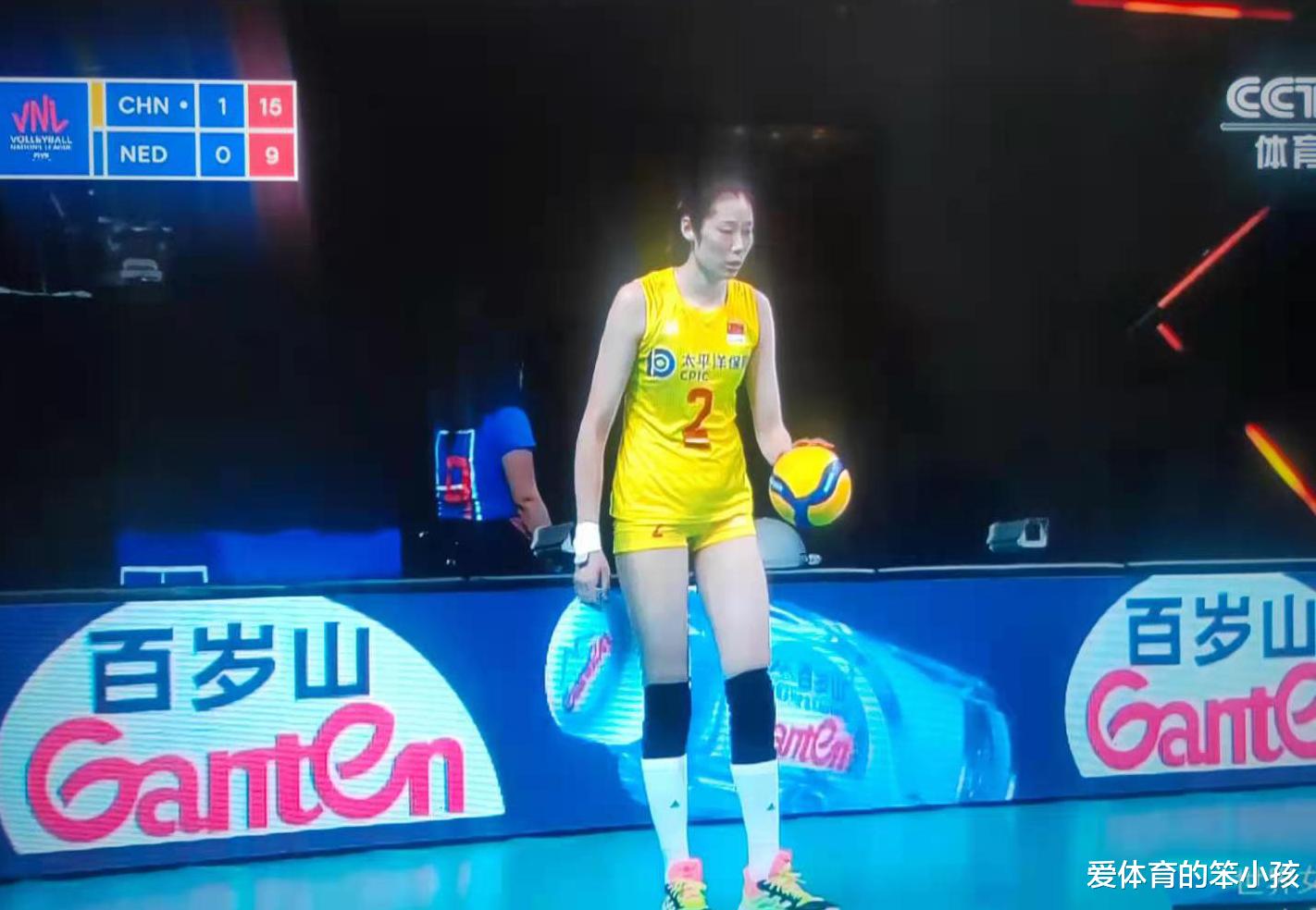 刘晏含|六大主力回归，中国女排零封荷兰队令人鼓舞，但有一人仍难免失意