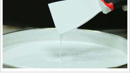 墙面刷乳胶漆好不好?乳胶漆里兑水合适吗