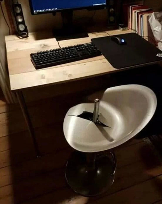 微趣图|47张“倒霉又搞笑”的图片,这些人上辈子是毁灭了银河系吗?