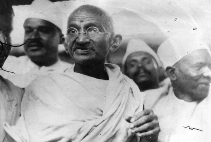 甘地，讓印度從一個黑暗年代墮入另一個黑暗年代的“聖雄”-圖3