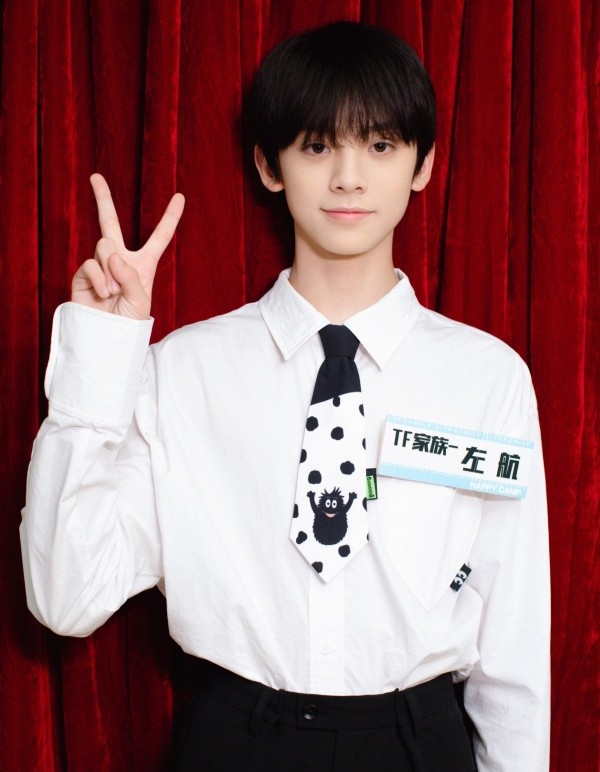 丁程鑫|TF家族新人快本首秀，五人合照成焦点，丁程鑫现场状态好