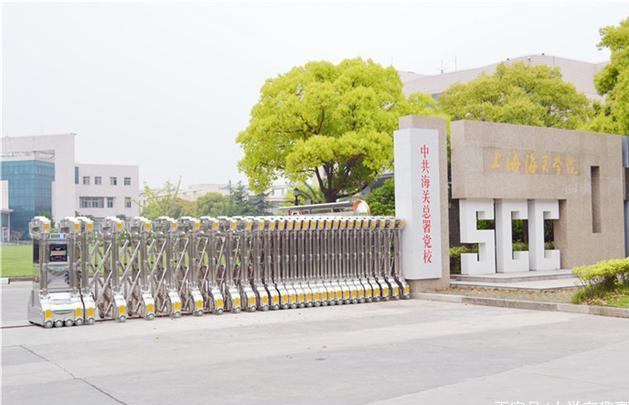 大学|上海这所被严重“高捧”的大学，高考录取线高，毕业生却成困难户