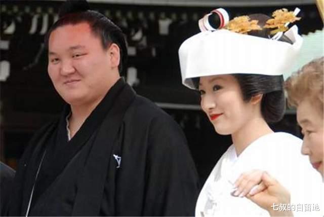 為什麼日本很多漂亮女孩都想要嫁給肥胖的相撲手？-圖8