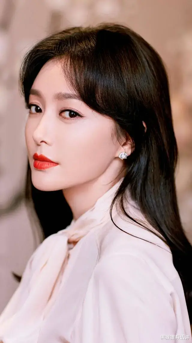 章子怡|章子怡梅婷殷桃秦海璐刘涛，75后大陆23位女明星你最喜欢谁？