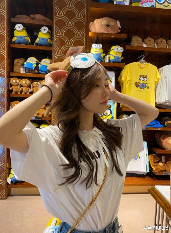 肖战|生图曝光明星真实颜值，刘雯气场强大，冯提莫身材有型皮肤好