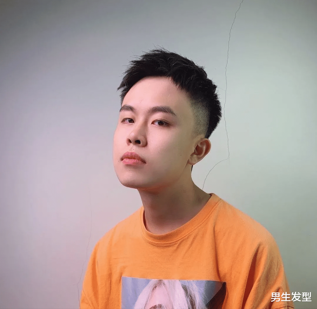 护肤|80分颜值的男生,剪这三款发型超好看,时髦显帅!