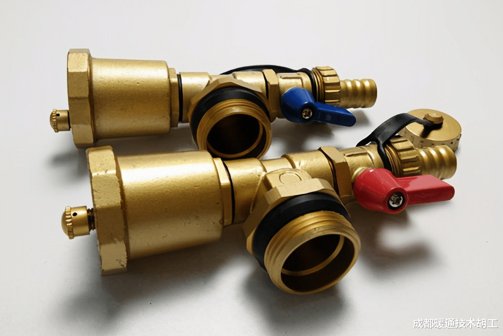 灵敏度|地暖不热的原因有地暖管被堵塞造成的,还有哪些方面的原因?