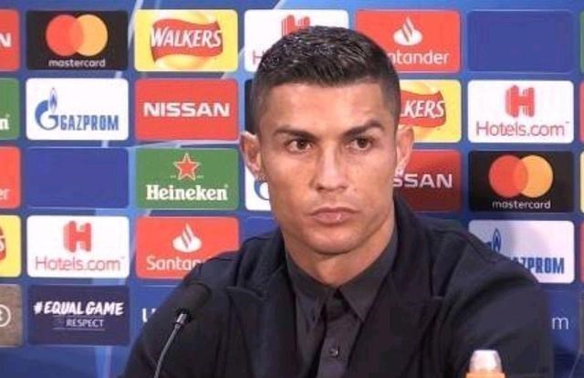 C罗 2年5000万！C罗曼联交易达成，尤文图斯正式表态，球迷：回家了！