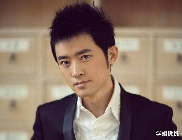 任泉|童年对“公子”的认知，就从他开始！衣服上都画了竹子