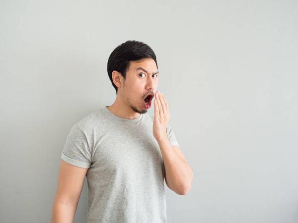 医说健康|肾衰竭多是拖出来的?晨起若有4个“现象”,是肾脏在“求救”!