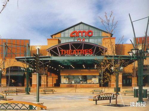 万达 巨亏300亿后，中国前首富选择“放手”，全球院线巨头梦折戟