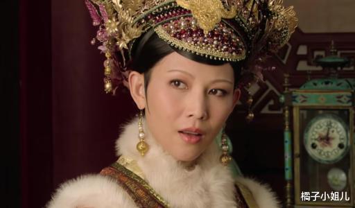 甄嬛传|甄嬛传：华妃到死都不知，为何皇后每次卸妆，都必须亲自摘耳环