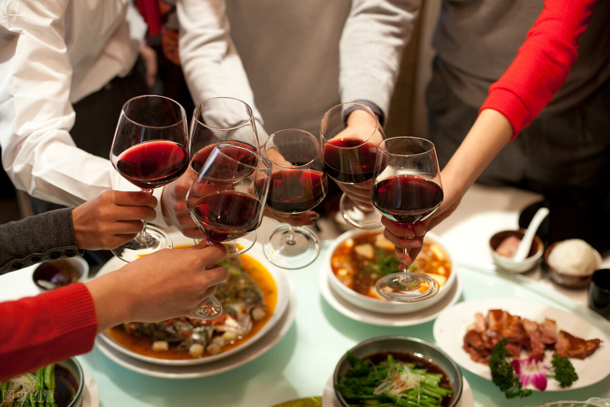 风油精|吃一次等于喝“一桶油”，32岁男子查出脑梗，只因常吃2种早餐