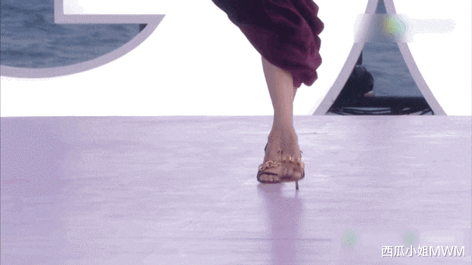 刘雯|何穗好像仙女，刘雯点地成毯 | 年底总结系列