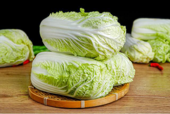 保存白菜很简单,牢记“4前提5步骤”放一冬不烂帮,不黑心!