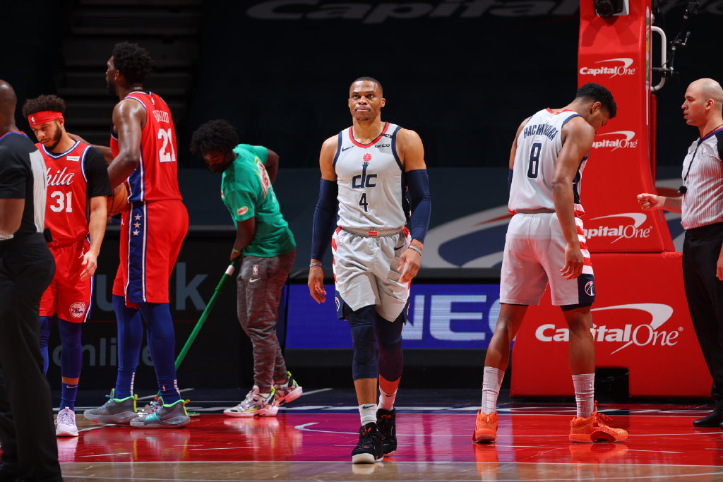 威斯布鲁克|27分12助7板，1胜5负惨遭嫌弃！认清现实吧，全联盟只有一个哈登