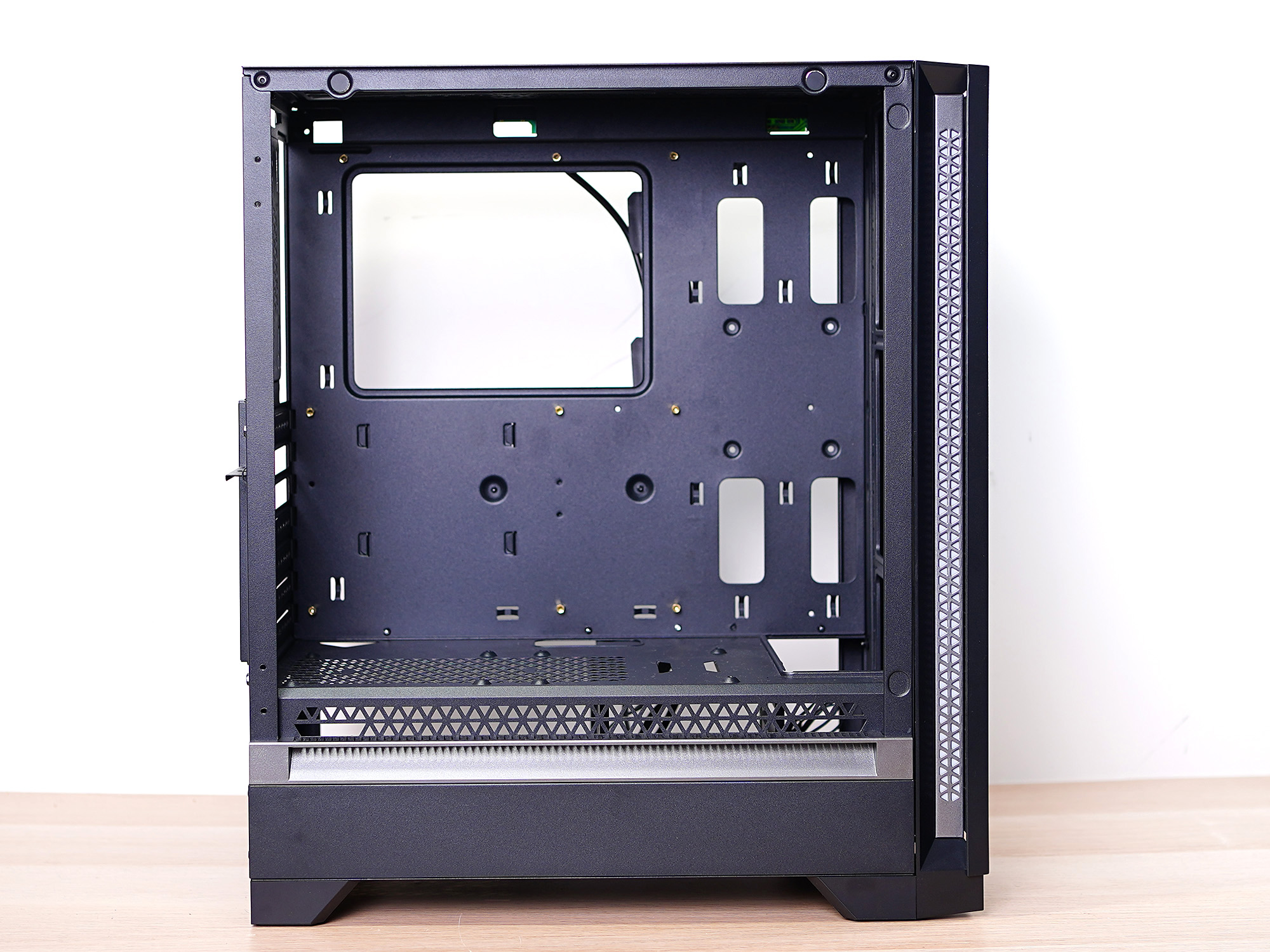 |坚守win10不升级,搭11代末班车,攒漂亮的ARGB主机